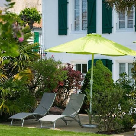 Locations De Vacances Le Clos Rhea 圣马丹德雷 客房 照片