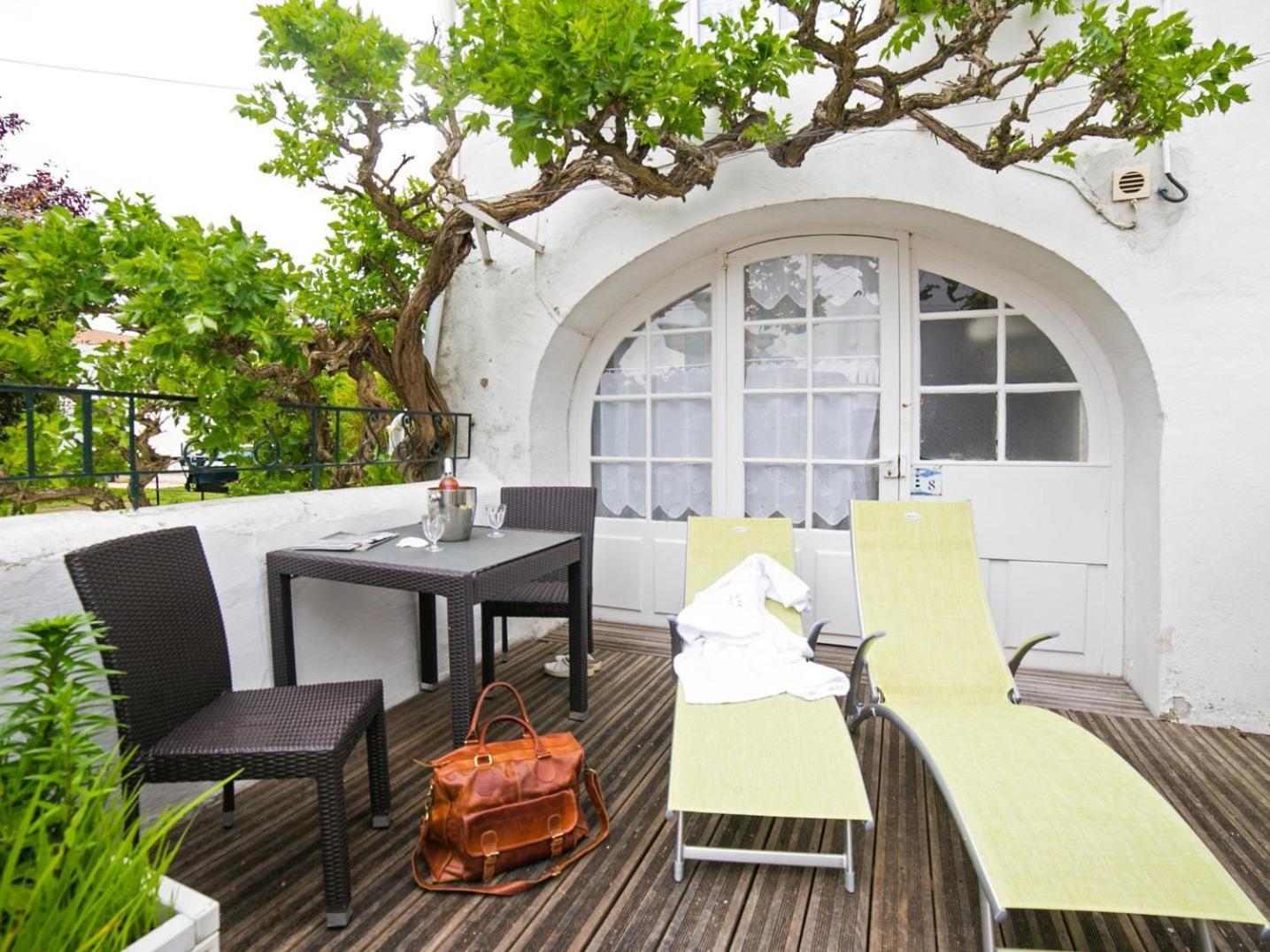Locations De Vacances Le Clos Rhea 圣马丹德雷 客房 照片